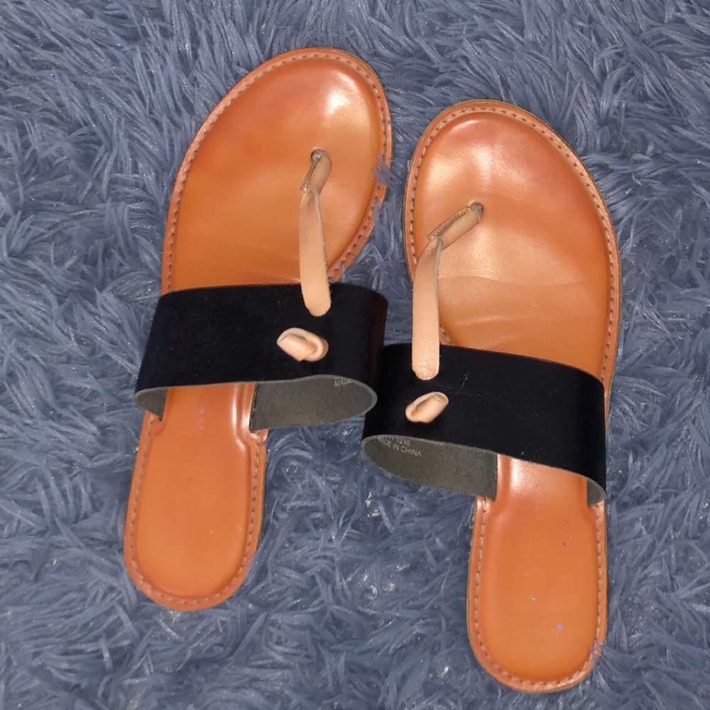 Black sandals